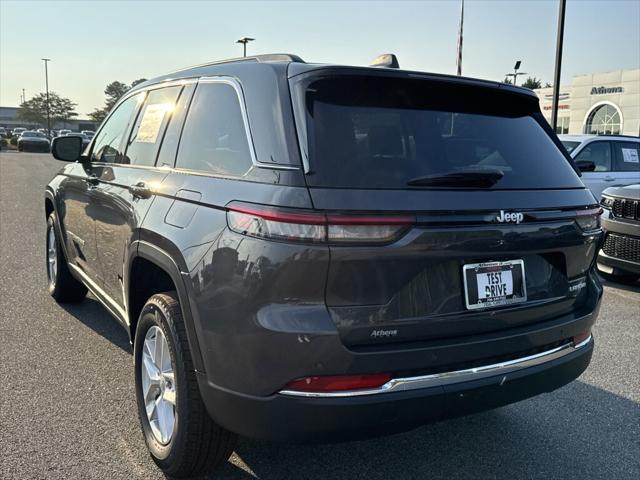 2025 Jeep Grand Cherokee GRAND CHEROKEE LAREDO X 4X2