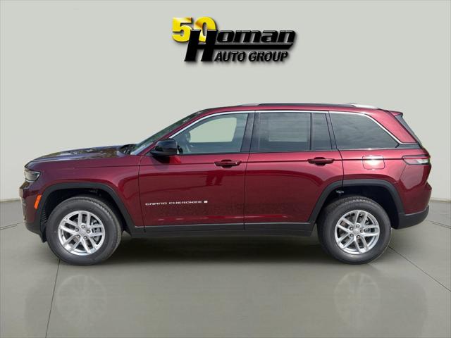 2025 Jeep Grand Cherokee GRAND CHEROKEE LAREDO X 4X4