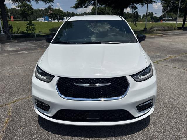 2025 Chrysler Pacifica PACIFICA SELECT
