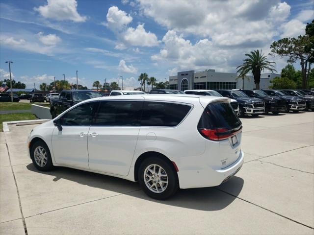 2025 Chrysler Pacifica PACIFICA SELECT