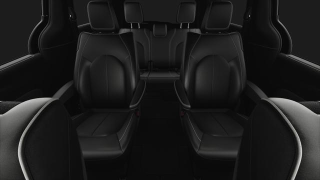 2025 Chrysler Pacifica PACIFICA SELECT AWD