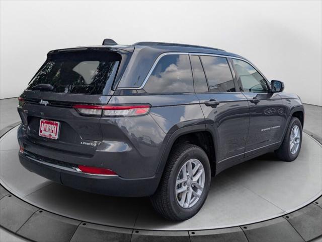 2025 Jeep Grand Cherokee GRAND CHEROKEE LAREDO X 4X4