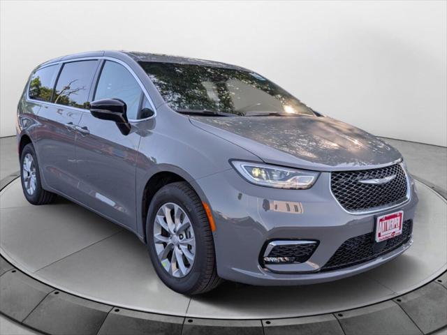 2025 Chrysler Pacifica PACIFICA SELECT AWD