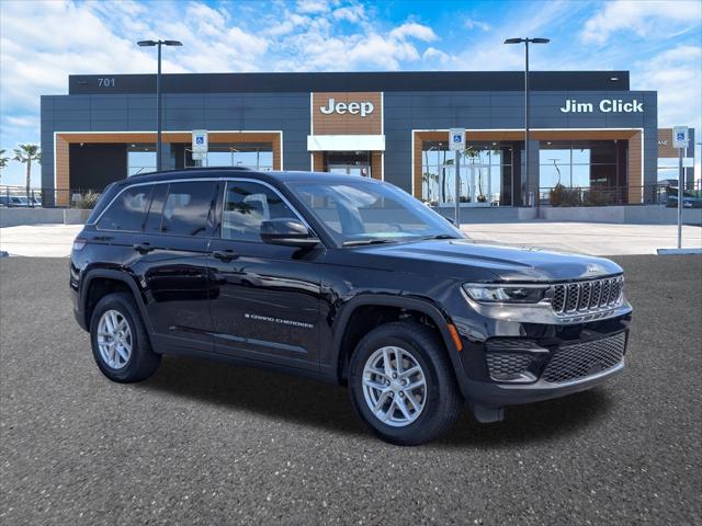 2025 Jeep Grand Cherokee GRAND CHEROKEE LAREDO X 4X4