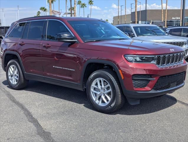 2025 Jeep Grand Cherokee GRAND CHEROKEE LAREDO X 4X4