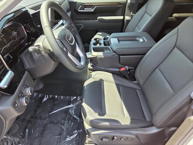 2025 GMC Sierra 1500 4WD Crew Cab Short Box SLT