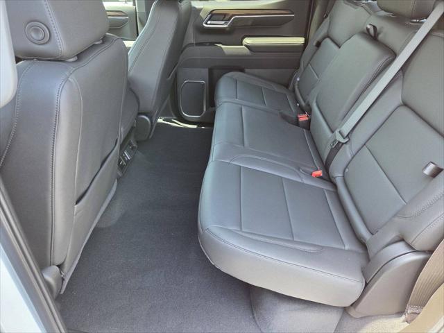 2025 GMC Sierra 1500 4WD Crew Cab Short Box SLT