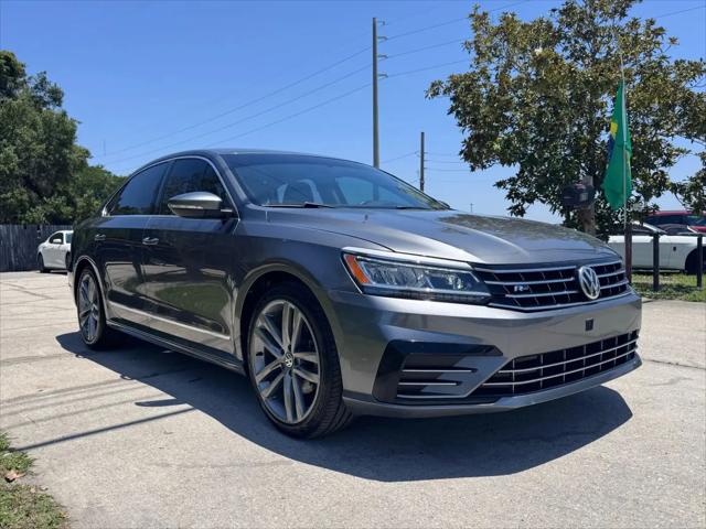 2017 Volkswagen Passat 1.8T R-Line