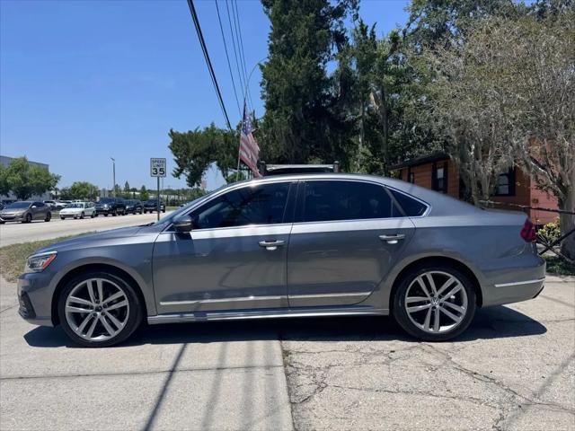 2017 Volkswagen Passat 1.8T R-Line