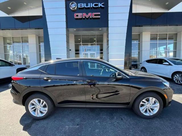 2025 Buick NV Preferred FWD
