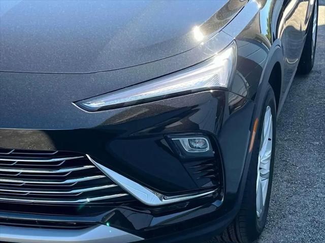 2025 Buick NV Preferred FWD