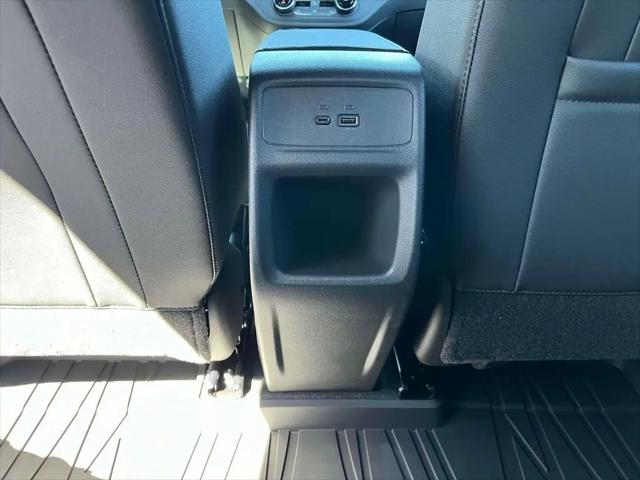 2025 Buick NV Preferred FWD