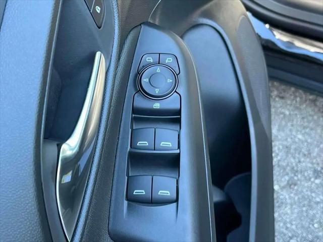 2025 Buick NV Preferred FWD