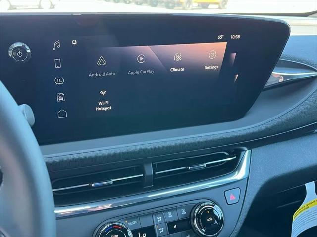 2025 Buick NV Preferred FWD