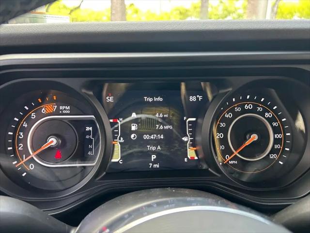 2025 Jeep Wrangler 4-Door Sahara 4x4