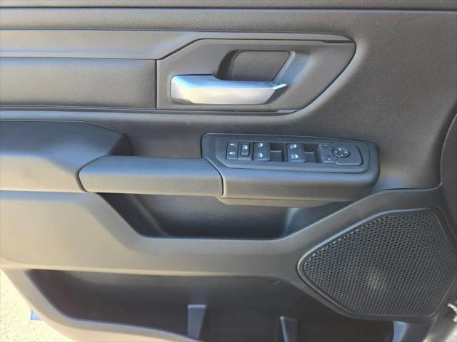2025 Ram 1500 Tradesman Quad Cab 4x4 6'4" Box