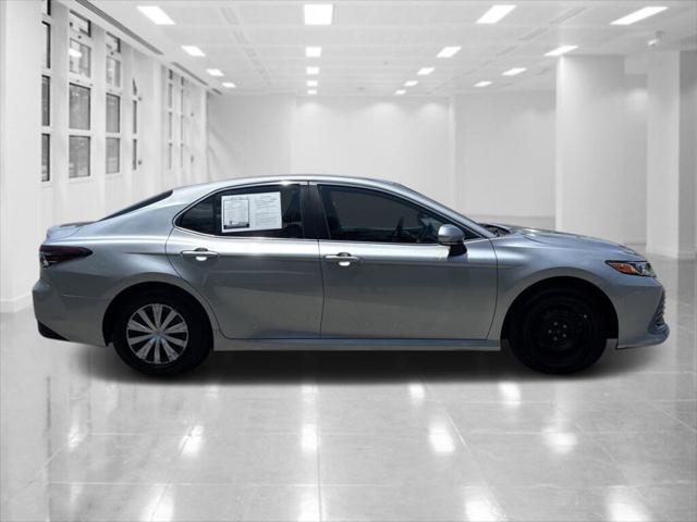 2022 Toyota Camry LE Hybrid