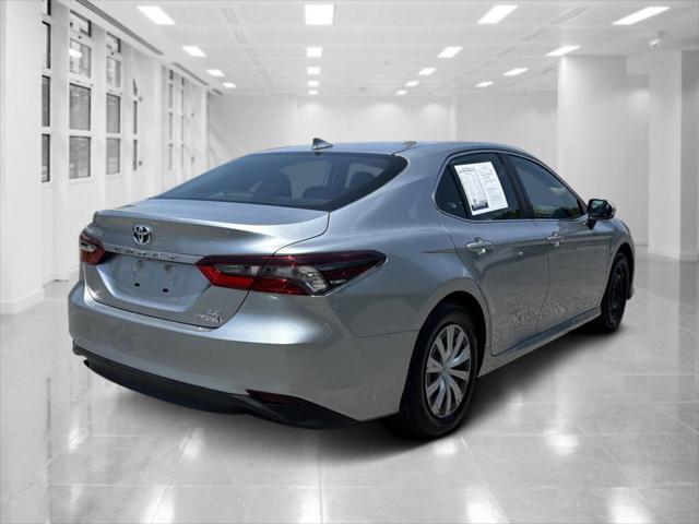2022 Toyota Camry LE Hybrid