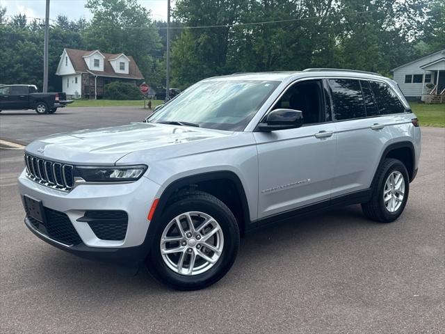 2024 Jeep Grand Cherokee Laredo X 4x4
