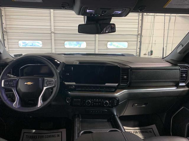 2025 Chevrolet Silverado 2500HD 4WD Crew Cab Standard Bed LT