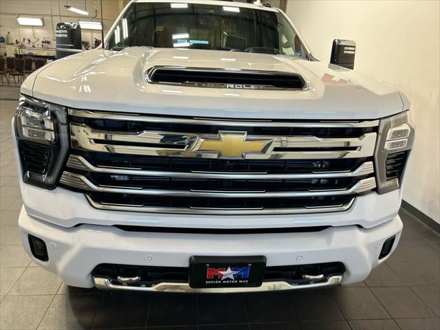 2024 Chevrolet Silverado 2500HD 4WD Crew Cab Standard Bed High Country