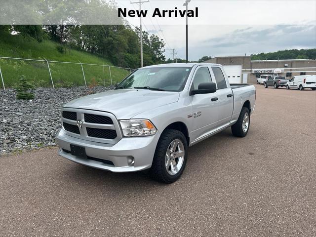 2017 RAM 1500 Express Quad Cab 4x4 64 Box