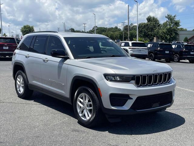2024 Jeep Grand Cherokee Laredo X 4x4