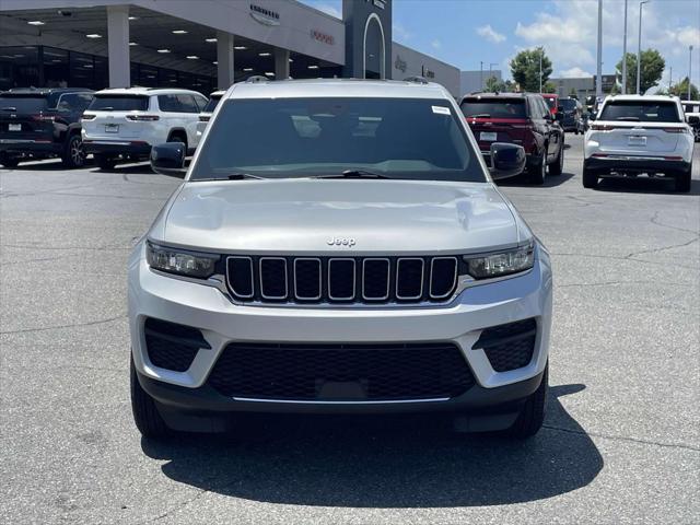 2024 Jeep Grand Cherokee Laredo X 4x4