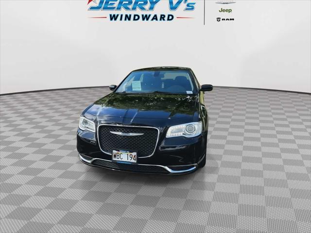 2020 Chrysler 300 Touring L