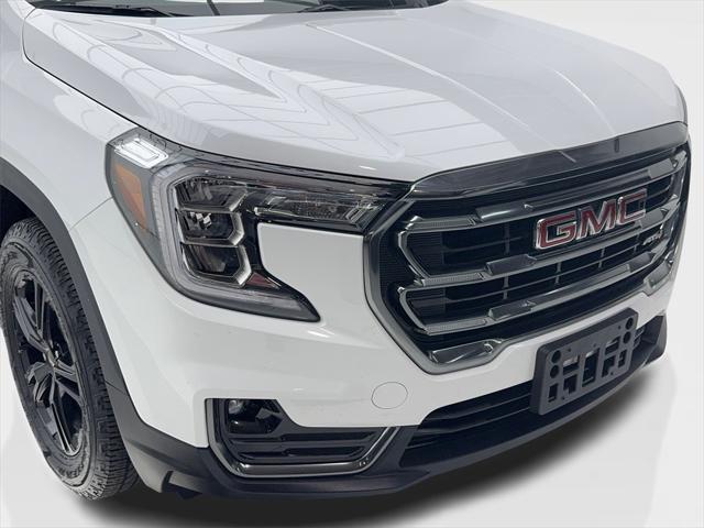 2024 GMC Terrain AWD AT4