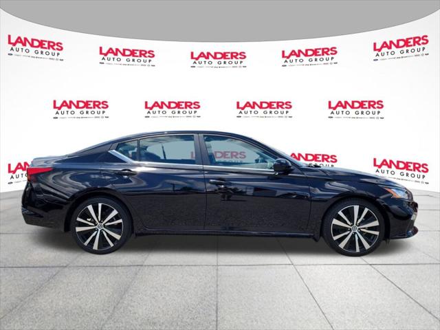 2021 Nissan Altima SR FWD