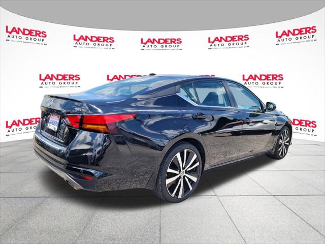 2021 Nissan Altima SR FWD