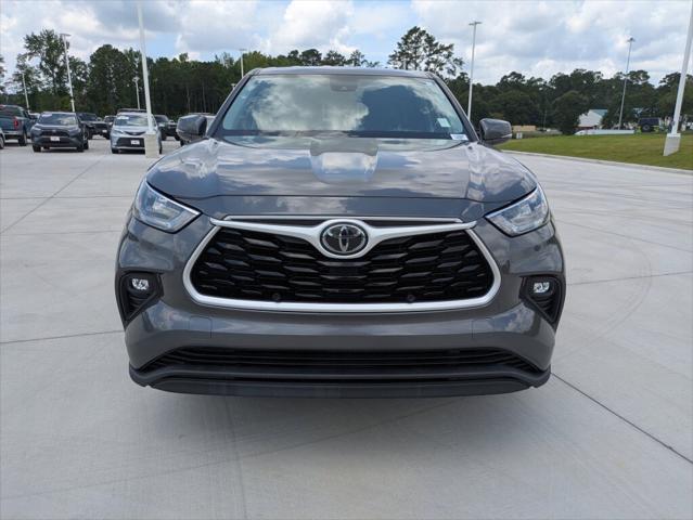 2020 Toyota Highlander LE