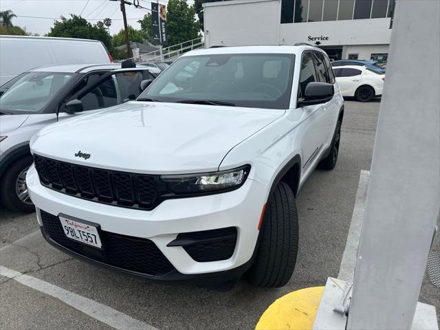 2022 Jeep Grand Cherokee Altitude 4x4