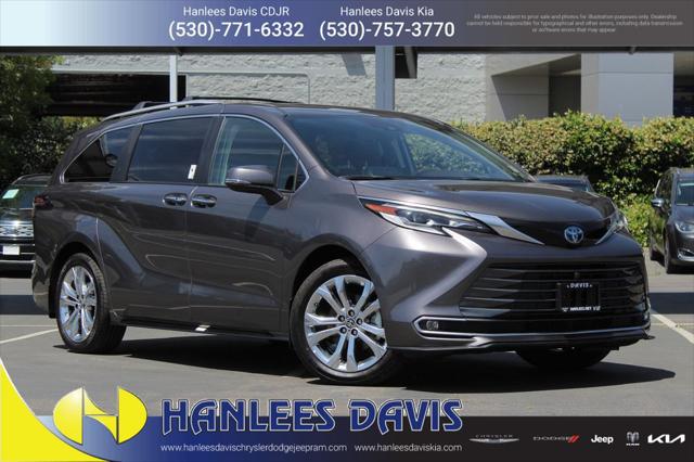 2023 Toyota Sienna Platinum