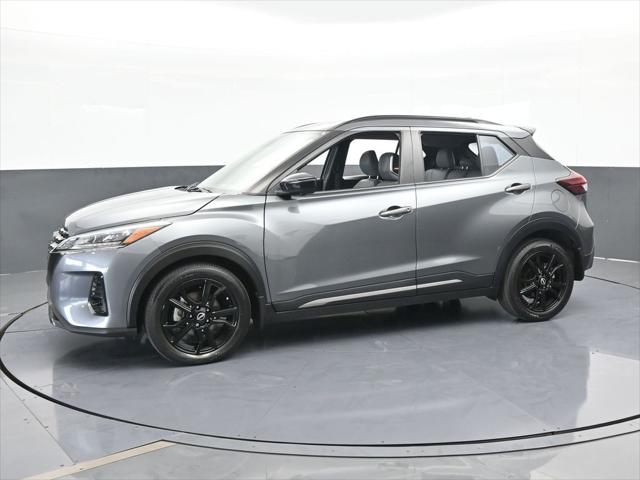2022 Nissan Kicks SR Xtronic CVT