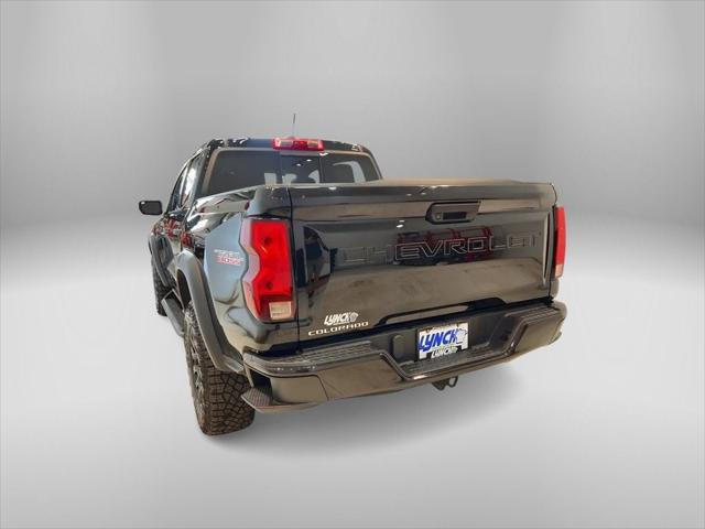 2023 Chevrolet Colorado 4WD Crew Cab Short Box Trail Boss