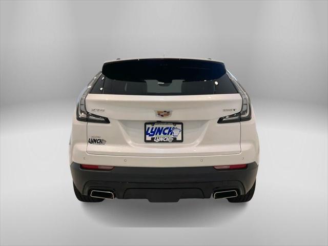 2022 Cadillac XT4 AWD Sport