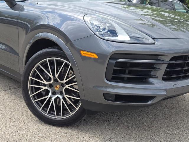 2022 Porsche Cayenne Base
