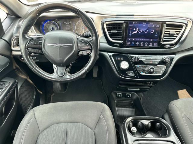 2020 Chrysler Pacifica Touring