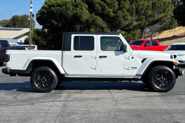 2021 Jeep Gladiator Sport S 4x4