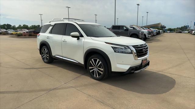 2023 Nissan Pathfinder Platinum FWD
