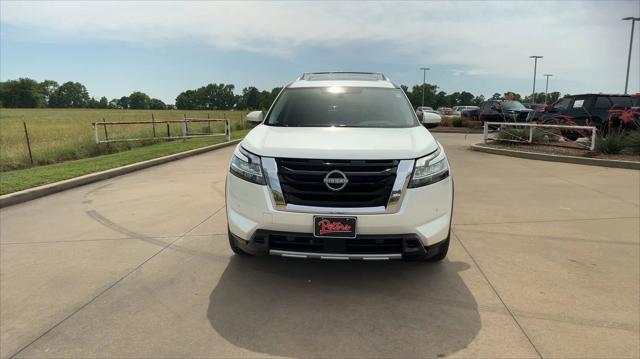 2023 Nissan Pathfinder Platinum FWD