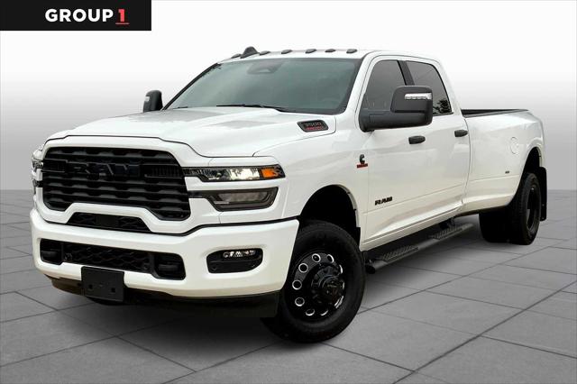 2025 RAM Ram 3500 RAM 3500 LONE STAR CREW CAB 4X4 8 BOX