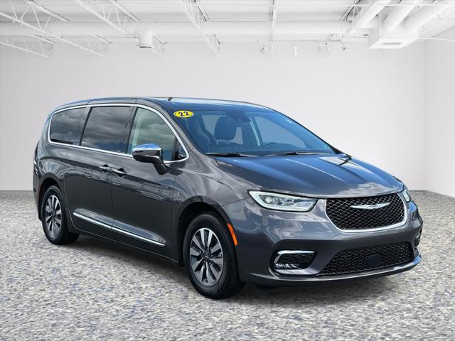 2022 Chrysler Pacifica Hybrid Limited
