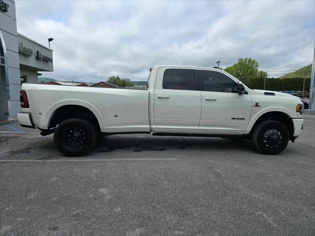 2022 RAM 3500 Limited Crew Cab 4x4 8 Box