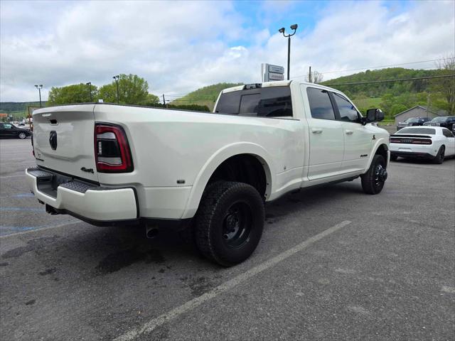 2022 RAM 3500 Limited Crew Cab 4x4 8 Box