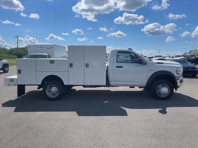 2024 RAM Ram 5500 Chassis Cab RAM 5500 TRADESMAN CHASSIS REGULAR CAB 4X4 84 CA