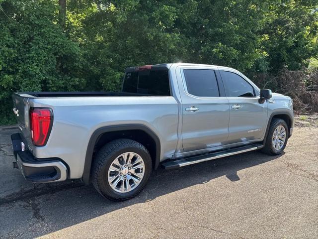 2023 GMC Sierra 1500 4WD Crew Cab Short Box Denali