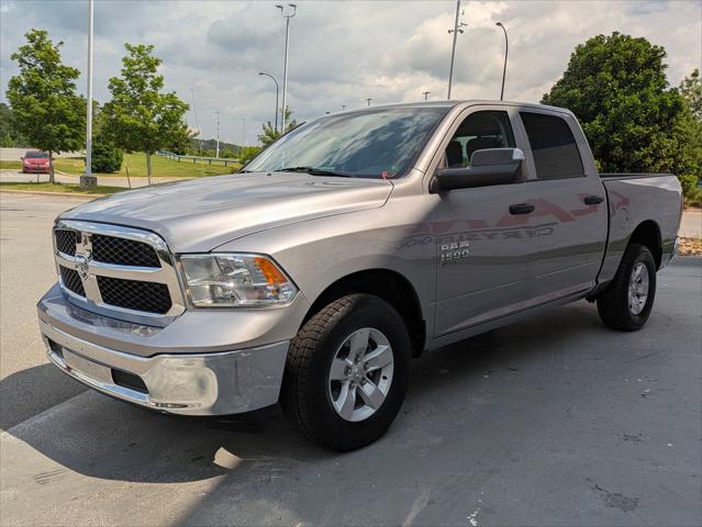 2023 RAM 1500 Classic SLT Crew Cab 4x4 57 Box